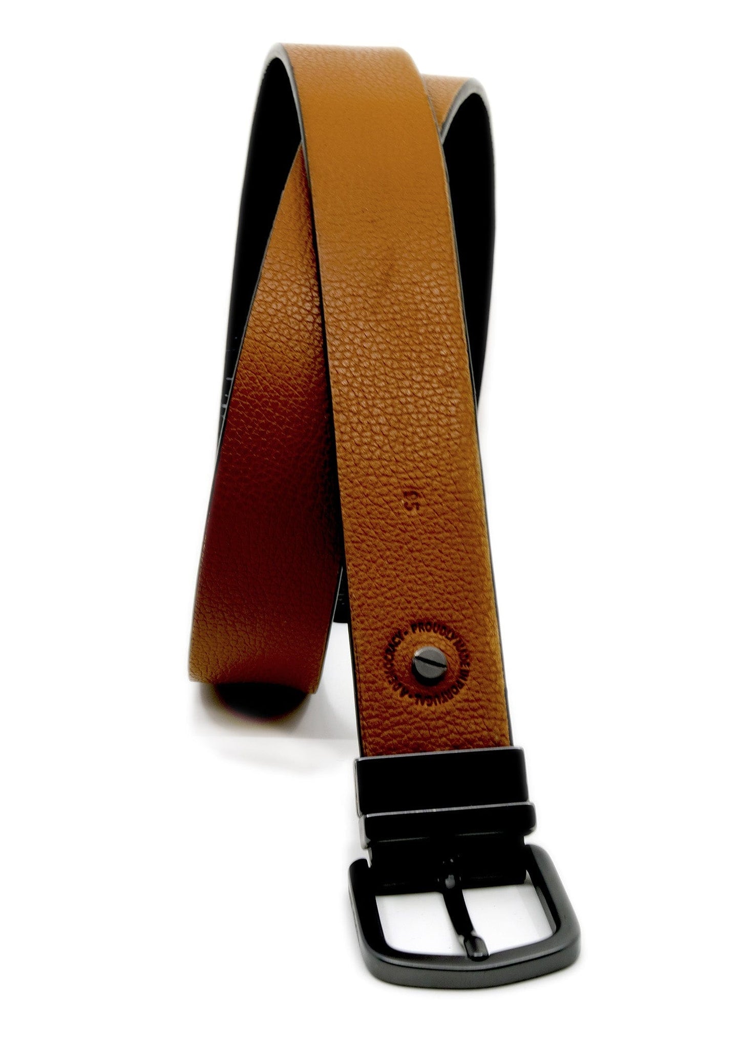 Vertical profile of Two-Face Belt showing the Smokey Cognac-grained side and a matte black reversible buckle.