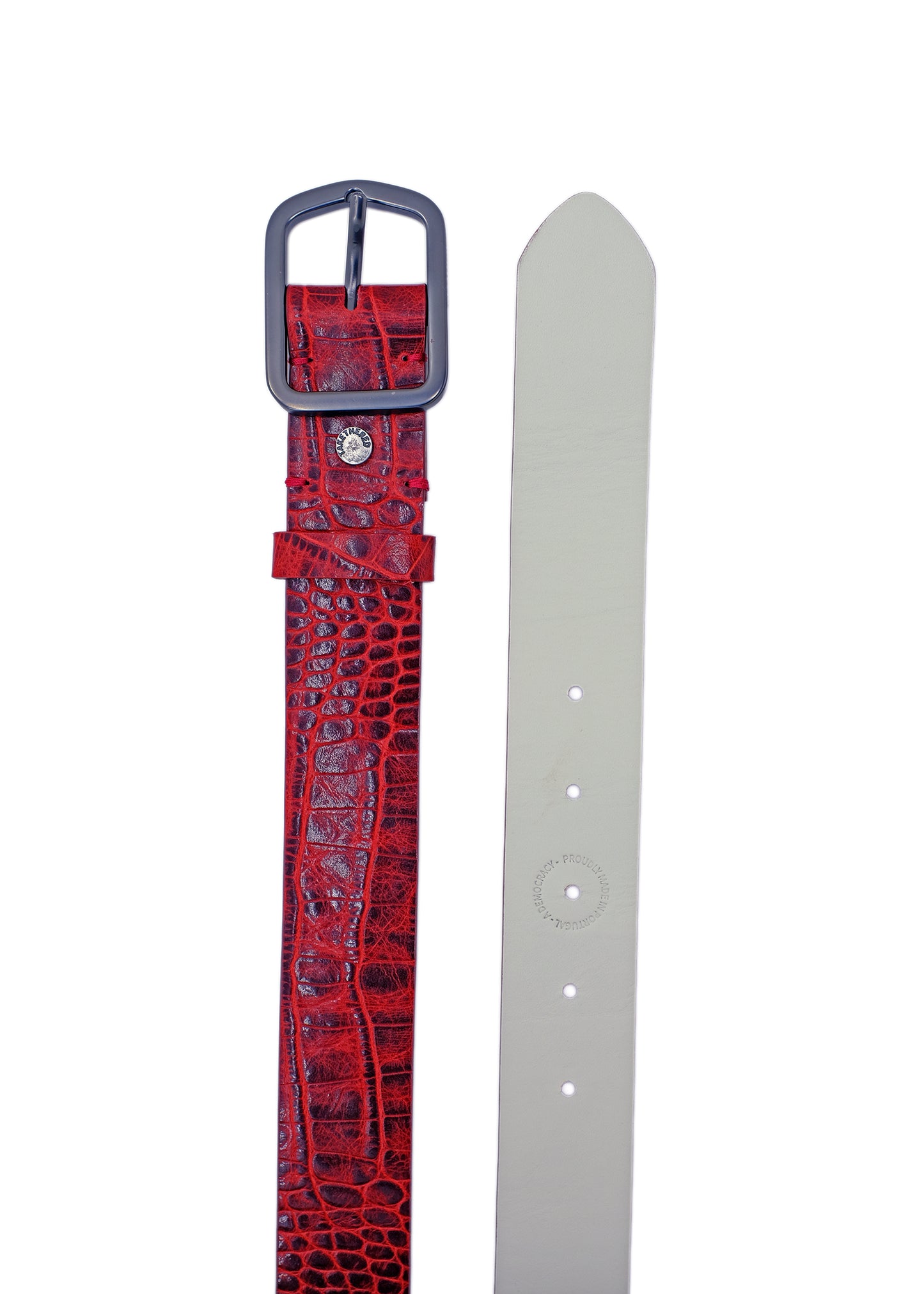 Top-down vertical display of the Pink Grape belt, showcasing the sleek black hardware and the detailed alligator embossing.